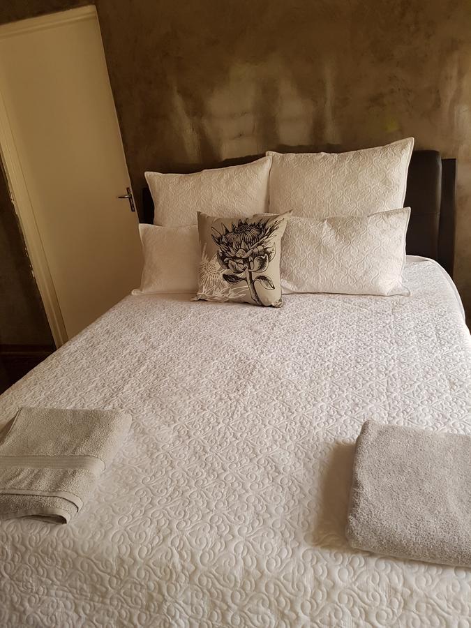 Khuvena Guesthouse Randburg Buitenkant foto