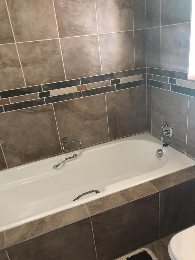 Khuvena Guesthouse Randburg Buitenkant foto
