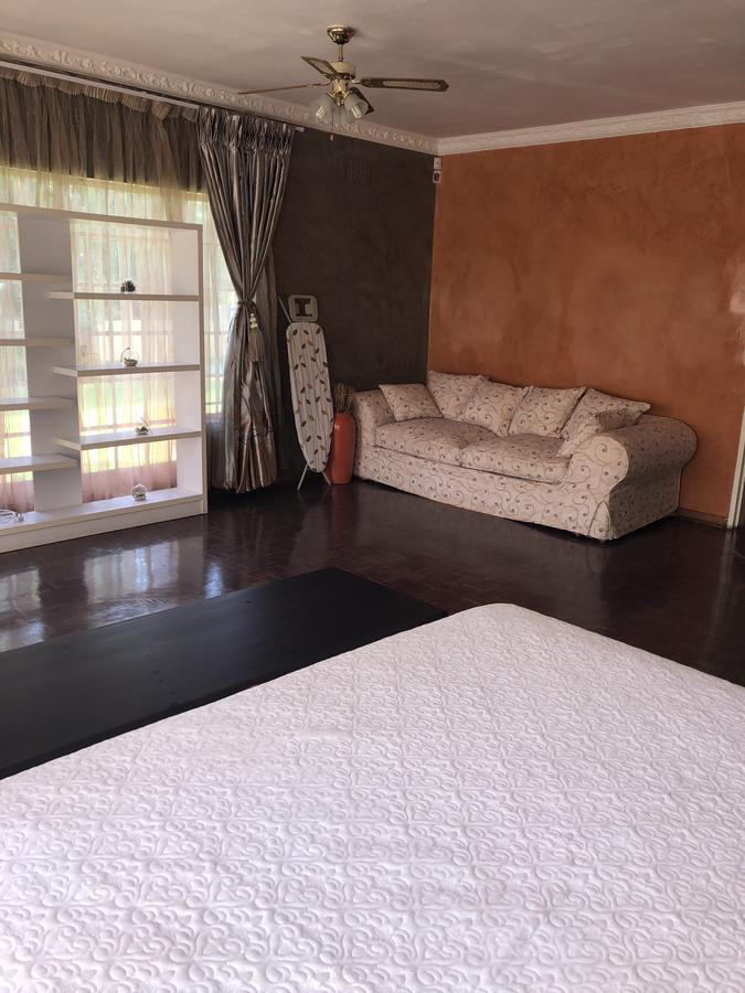 Khuvena Guesthouse Randburg Buitenkant foto