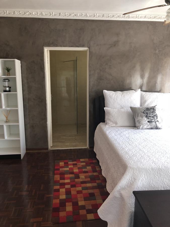 Khuvena Guesthouse Randburg Buitenkant foto