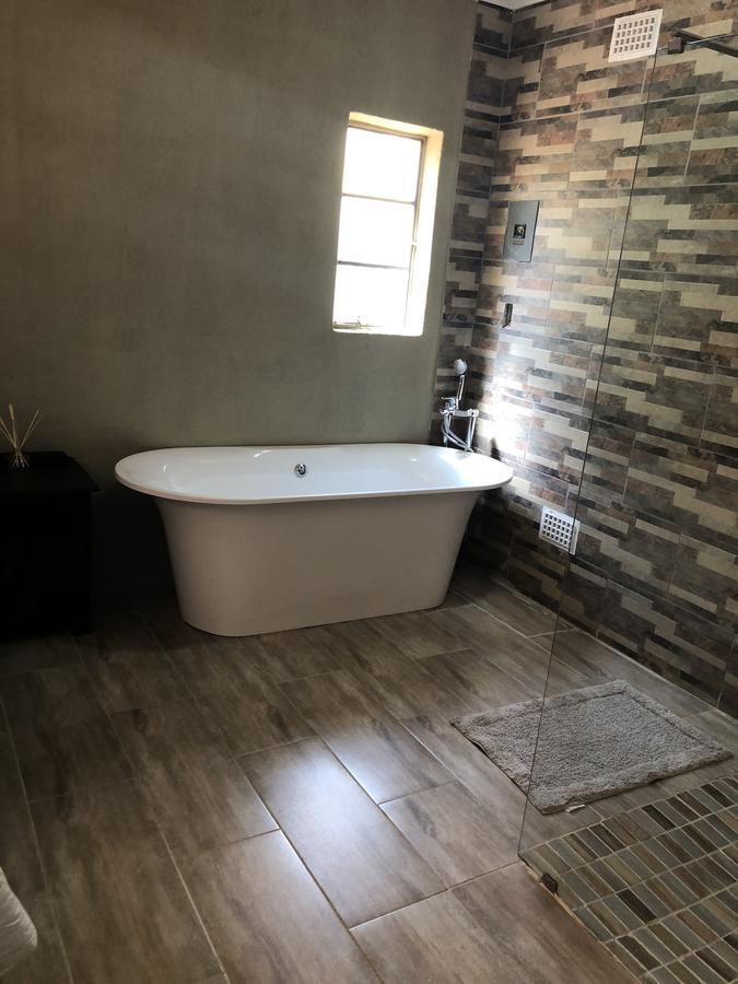 Khuvena Guesthouse Randburg Buitenkant foto