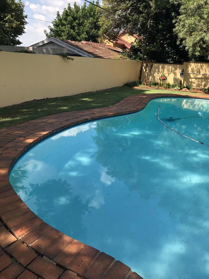 Khuvena Guesthouse Randburg Buitenkant foto