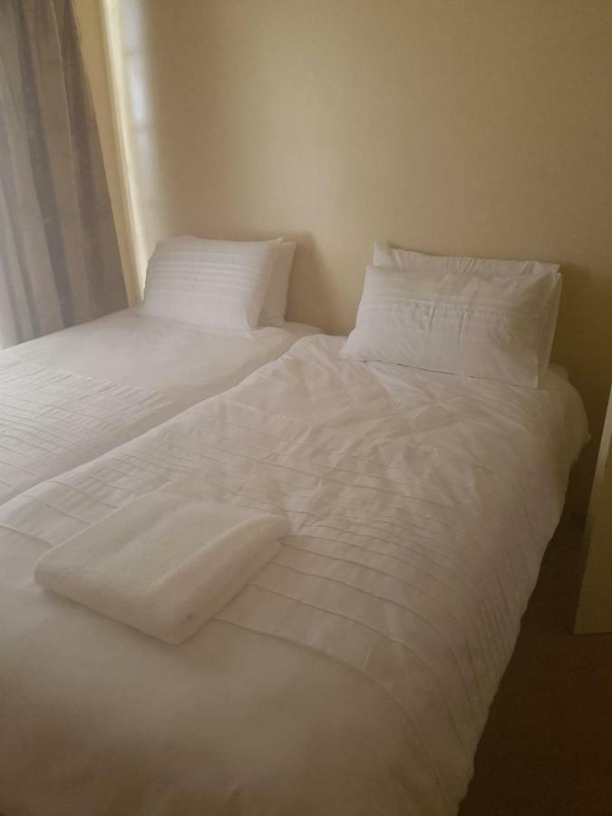 Khuvena Guesthouse Randburg Buitenkant foto
